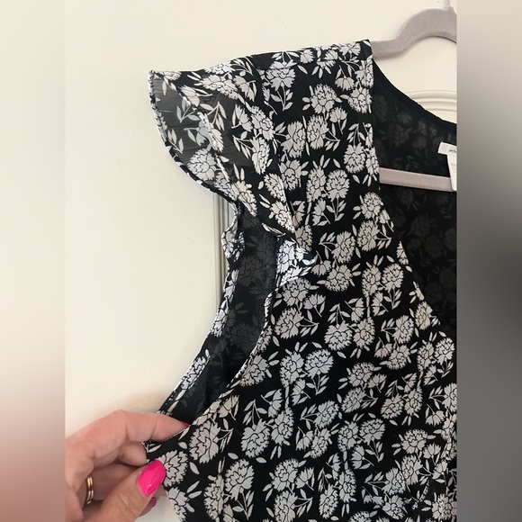 Old Navy Perfect Fit Side Zipper Blouse Women’s size XL - Picture 9 of 14